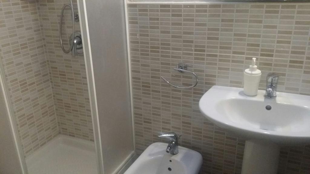 Lanza Otel Katanya Oda fotoğraf